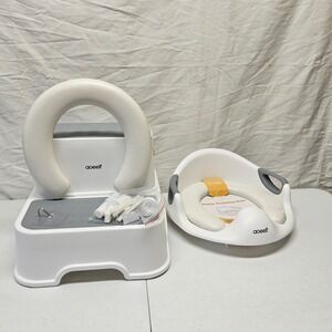 aoeelf Potty Training Seat 2 Step Stool Set Kids White Gray Cushioned Handrail
